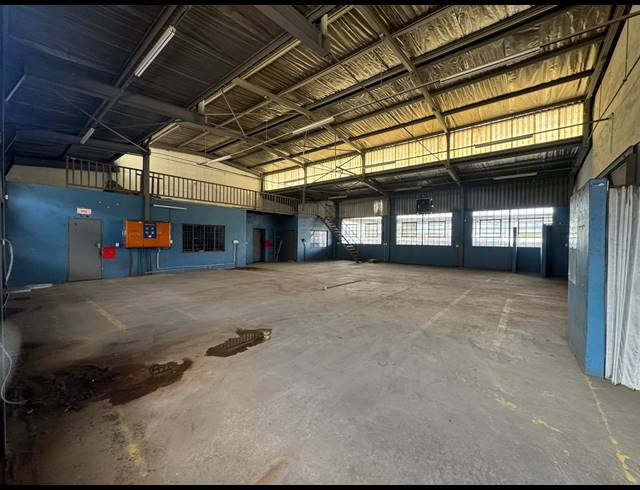 350M² WAREHOUSE TO LET IN HERMANSTAD